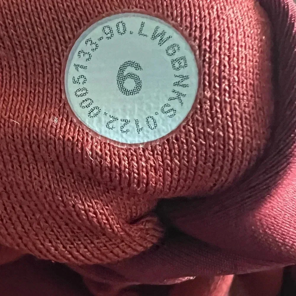 Lululemon Wunder Train High-Rise Crop 23